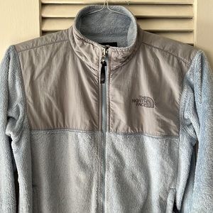 The North Face Light “Sky” Blue Fleece | Youth / Junior Large